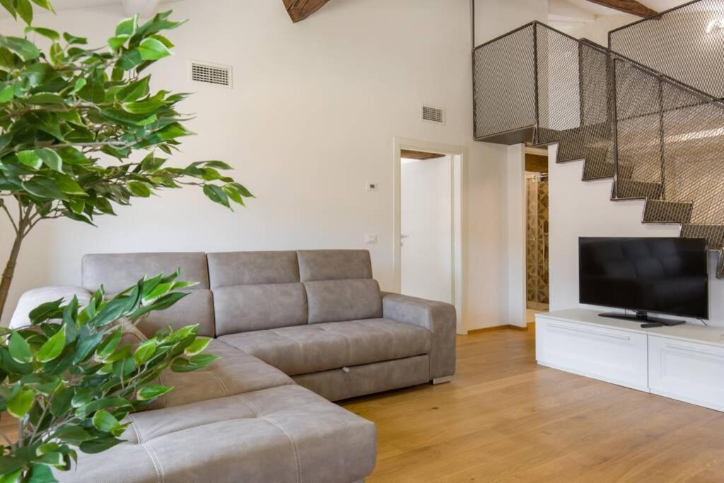 Luxury Design Apt With Amazing View Apartman Verona Kültér fotó