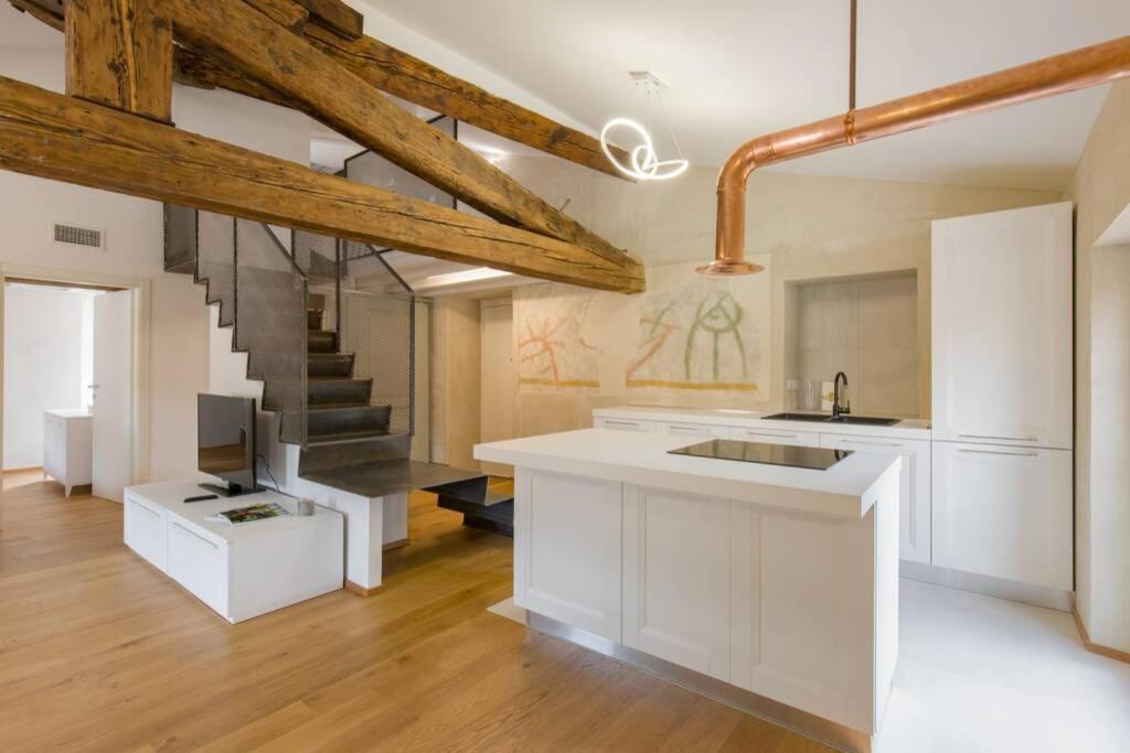 Luxury Design Apt With Amazing View Apartman Verona Kültér fotó